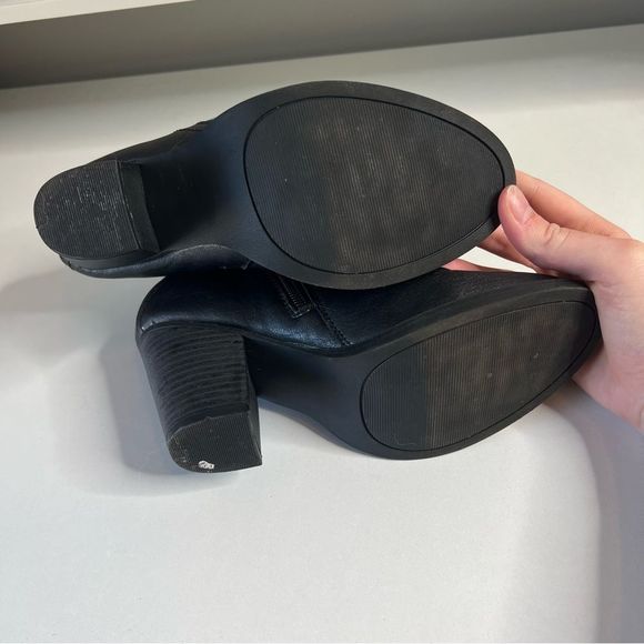 Rampage Black Heeled Booties - Picture 6 of 7